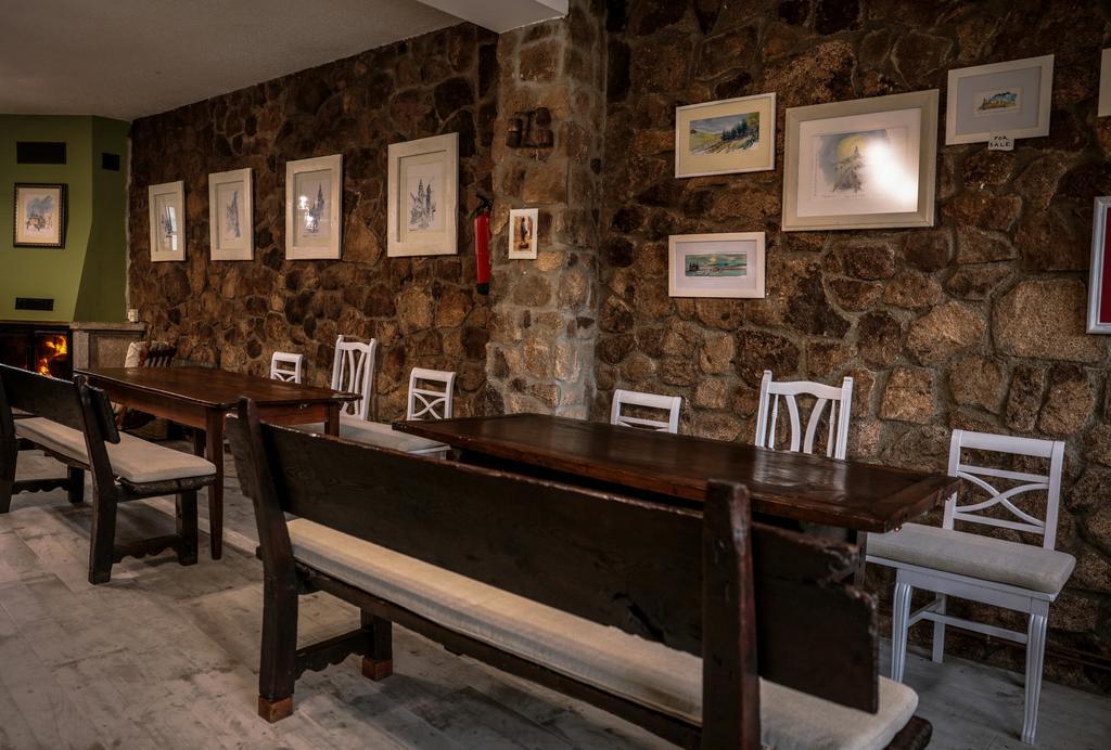Pension Albergue A Pedra Sarria Extérieur photo